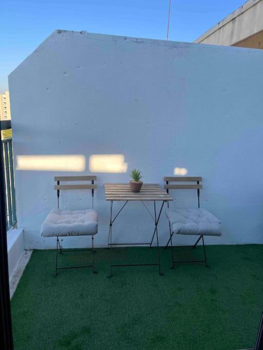 Charmant Type 2 Au Coeur De La Ville Marseille Extérieur photo